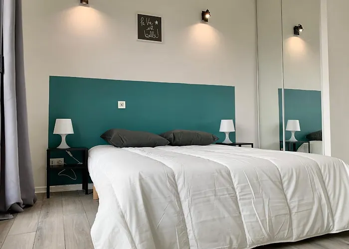 #bn The Blue Song Marcelin Berthelot Tramway *